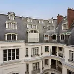 Residence Trocadero By Studio Prestige