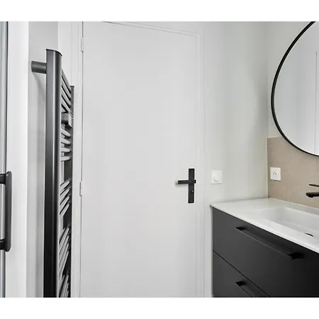 Trocadero By Prestige Apartment *