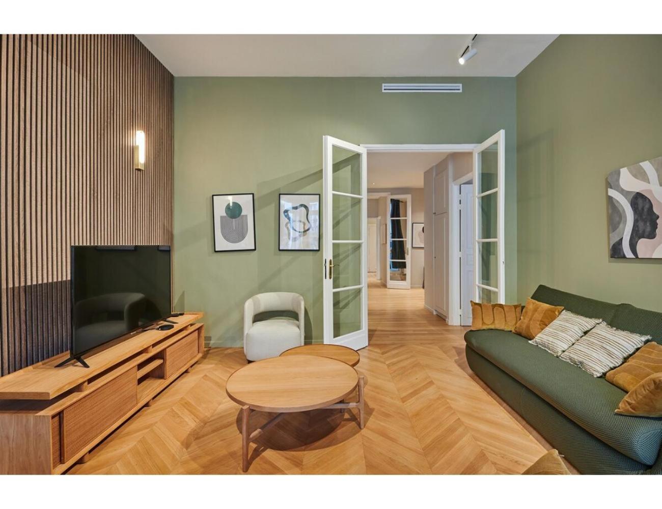 Trocadero By Prestige *